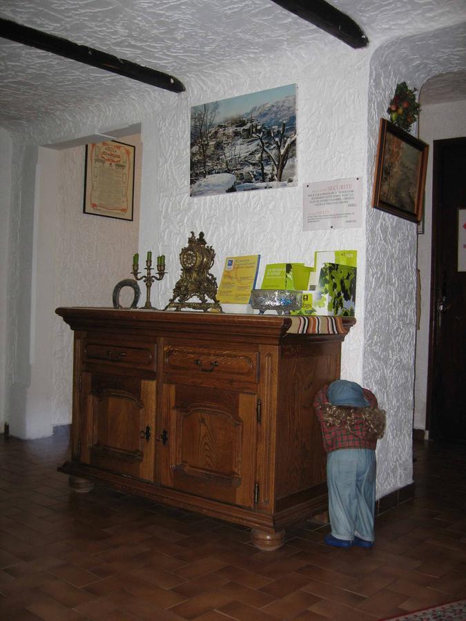 Aspremont  阿斯普雷蒙旅馆酒店 外观 照片